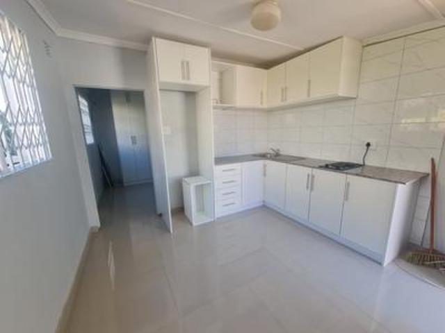 Apartment for rent in Seaview, Kwazulu-natal