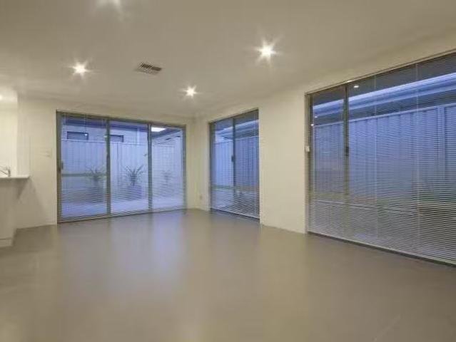 House for rent in Hammond Park, Western Australia