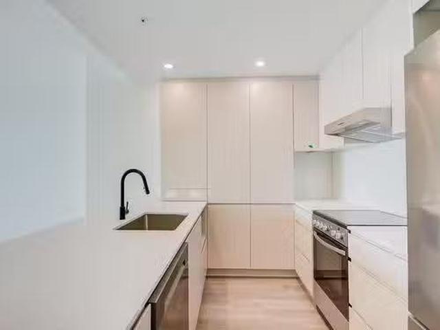 Apartment for rent in St. Leonard's, Quebec