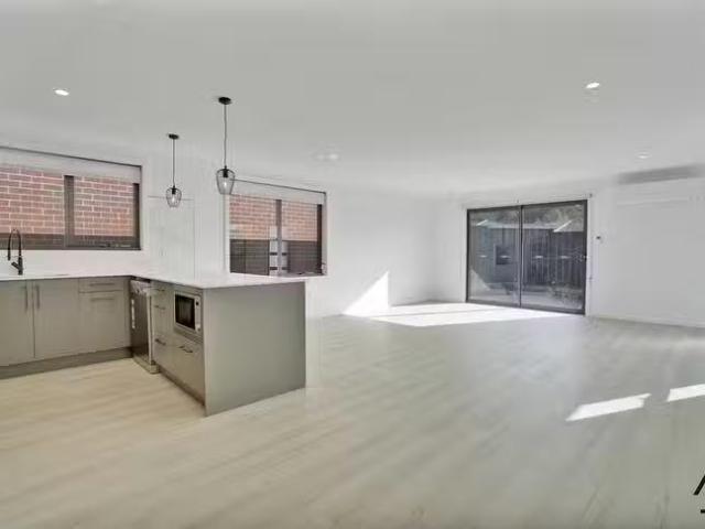 Apartment for rent in Toombul, Queensland