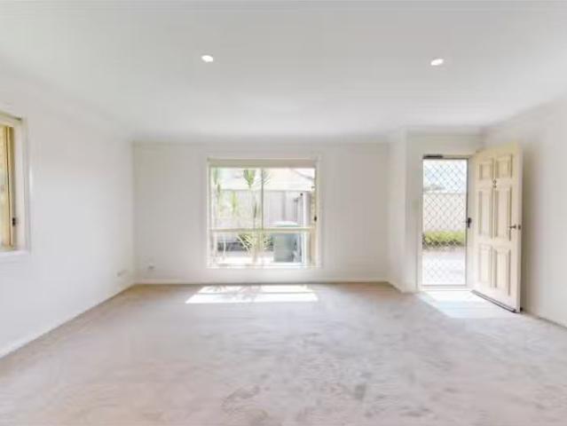 Condo for rent in Ambergate, New South Wales