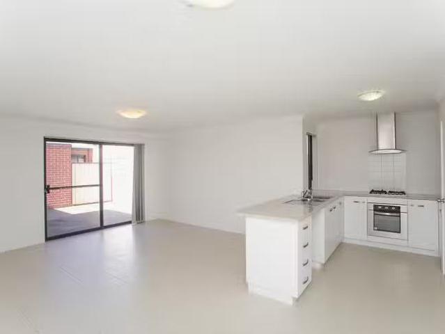 House for rent in Spearwood, Western Australia