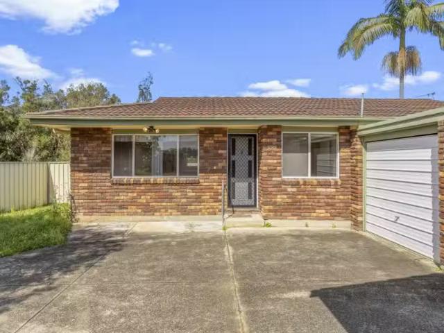 Condo for rent in Bateau Bay, New South Wales