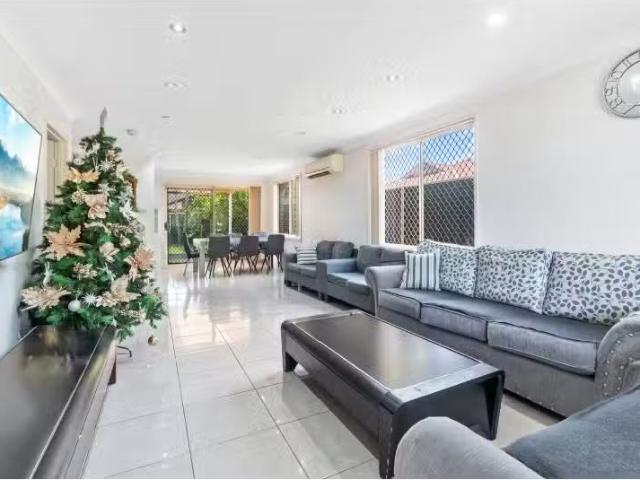 Condo for rent in Sydney, New South Wales