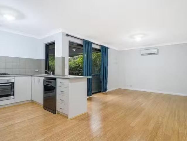 House for rent in Cloverdale, Western Australia