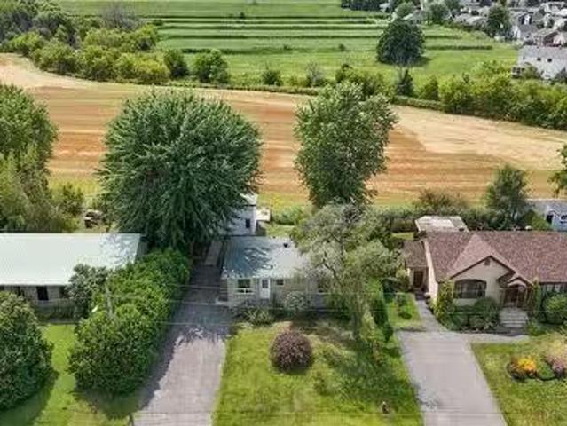 House for rent in La Vallée-du-richelieu, Quebec