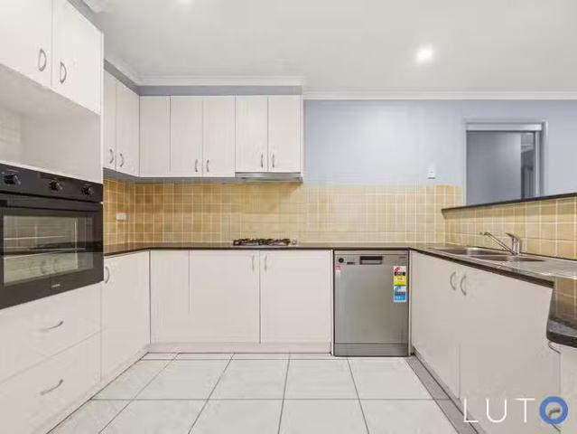 House for rent in Dunlop, Australian Capital Territory