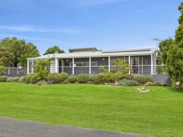 House for rent in Queenscliff, Victoria