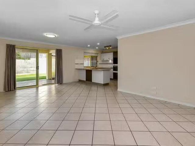 House for rent in Ballajura, Western Australia
