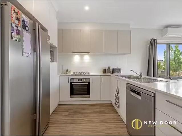 House for rent in Googong, New South Wales