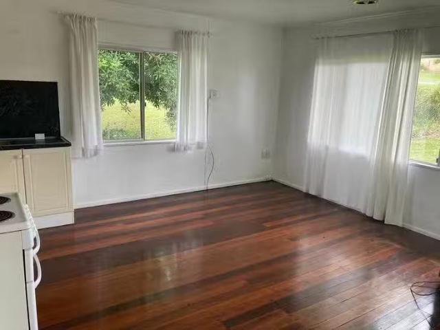 Apartment for rent in Churchill, Victoria