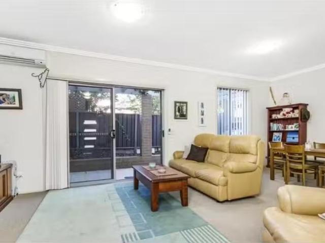 Condo for rent in Sydney, New South Wales