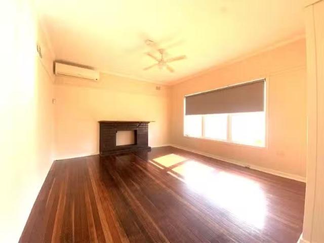 House for rent in Oxley Park, New South Wales