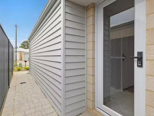 House for rent in Wellard, Western Australia