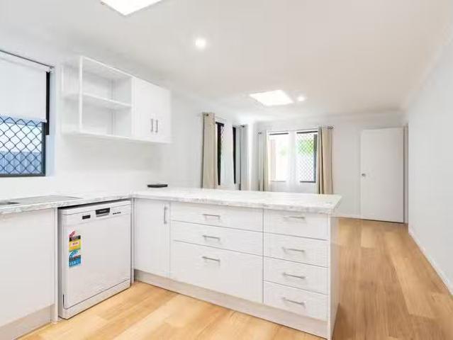 House for rent in Cloverdale, Western Australia