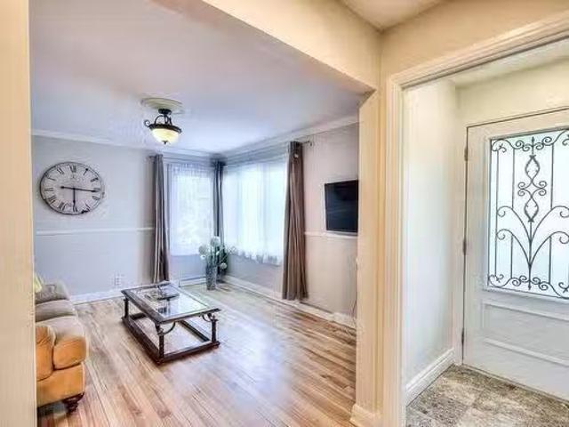 House for rent in Dorval, Quebec