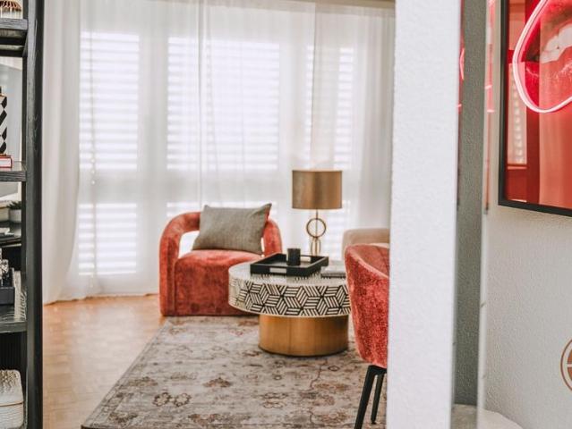 Apartment mieten in Einigen, Zürich
