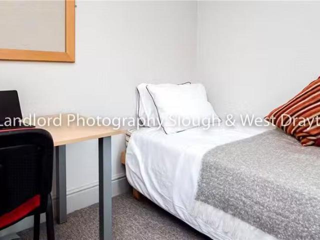 House for rent in Westborough, Surrey
