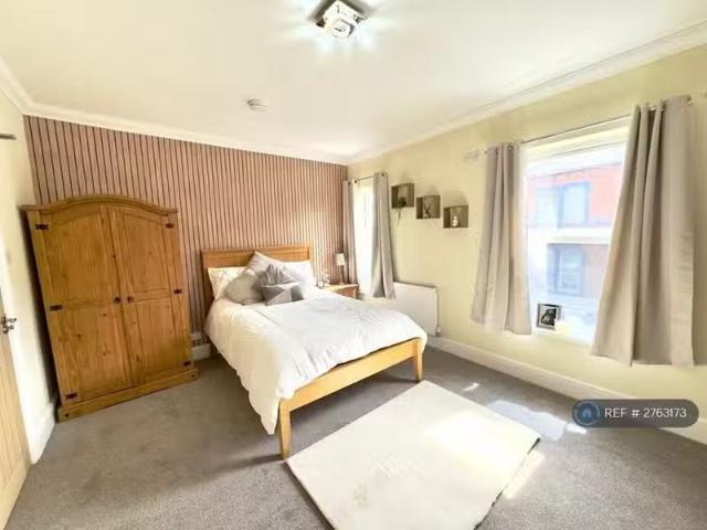 House for rent in Froggatt, East Midlands