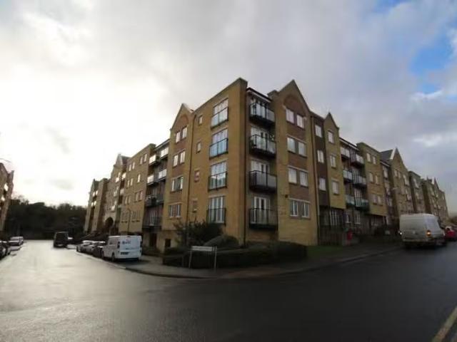 Apartment for rent in Ebbsfleet, Monks Orchard