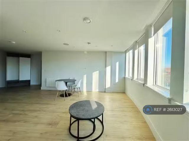 House for rent in London Borough of Croydon, Purley