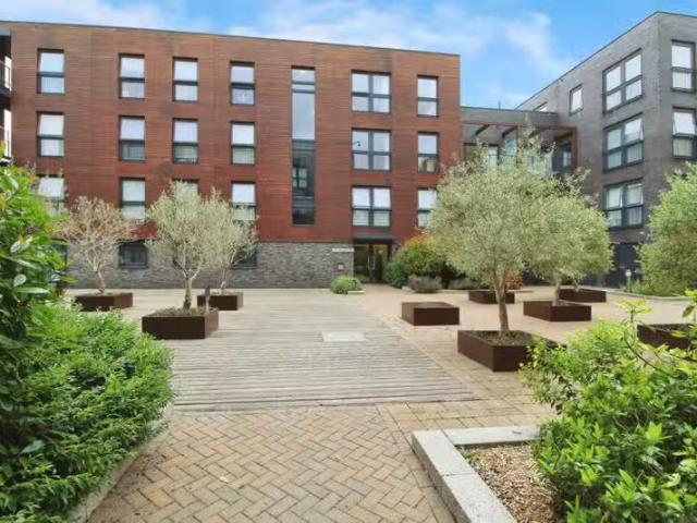 House for rent in Little Stanmore, Greater London