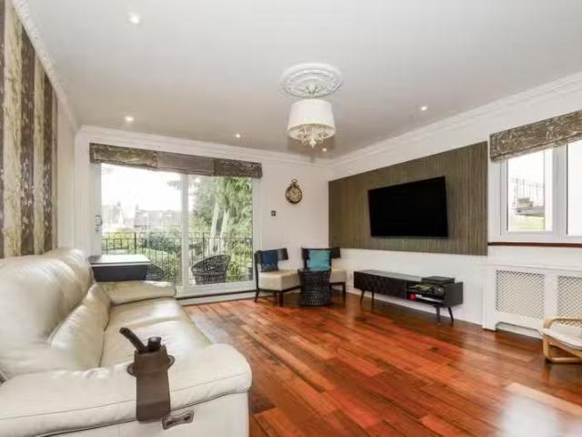 House for rent in Little Stanmore, Greater London