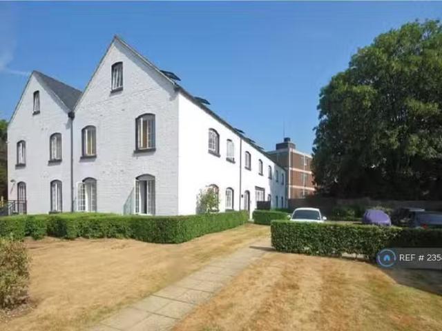House for rent in London Borough of Merton, Mitcham
