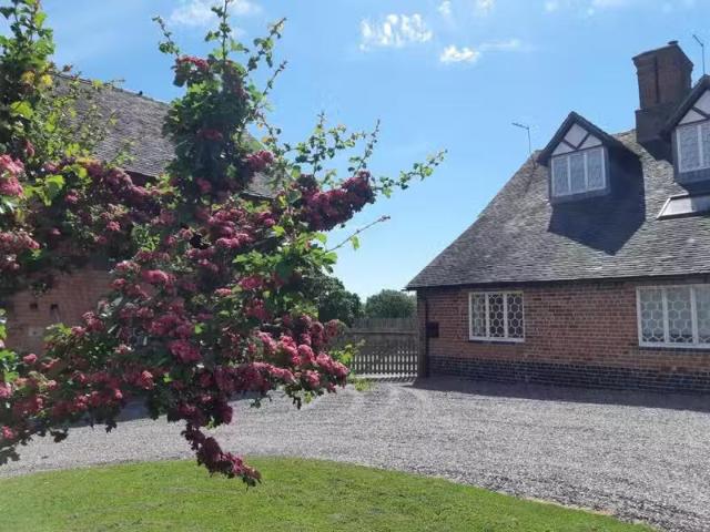 House for rent in Bridgemere, Eastbourne
