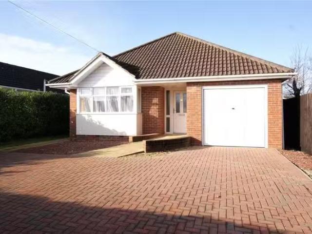 House for rent in Corfe Mullen