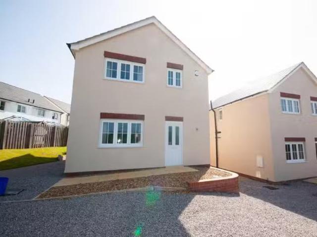 House for rent in The Bryn, Pontllanfraith