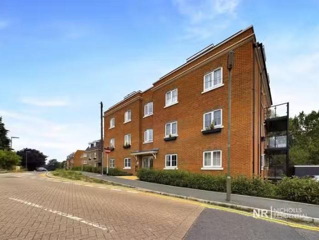 House for rent in Epsom, Surrey