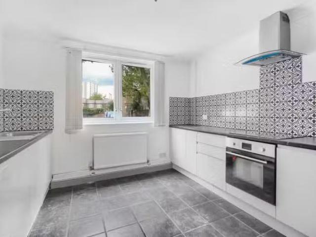 House for rent in Bromley-by-Bow, Bow