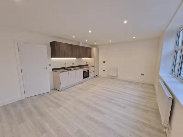 House for rent in New Malden, Greater London