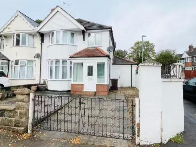 House for rent in Shirley, West Midlands