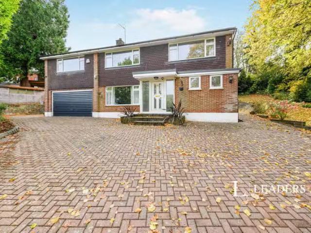 House for rent in London Borough of Croydon, Kenley