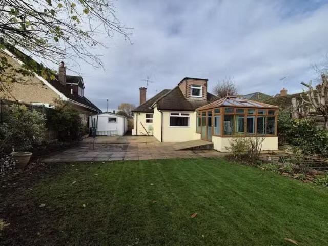 House for rent in Five Acres, Hertfordshire