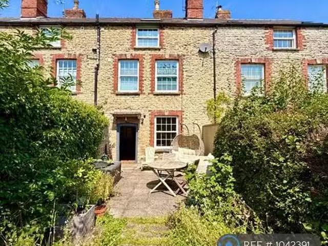 House for rent in School House, Gloucestershire