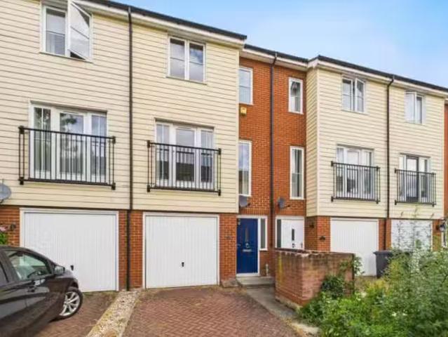 House for rent in Chelmondiston, Suffolk