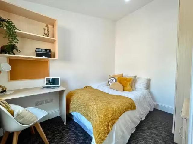 House for rent in Saughall, Cheshire