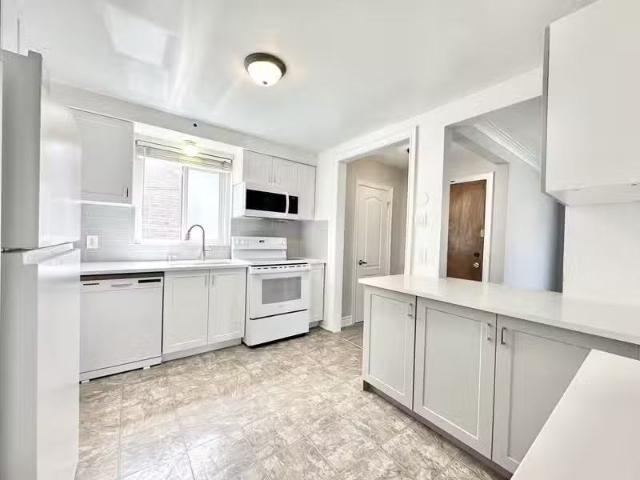 Condo for rent in Woburn, Ontario