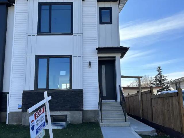 Apartment for rent in Wedgewood, Alberta