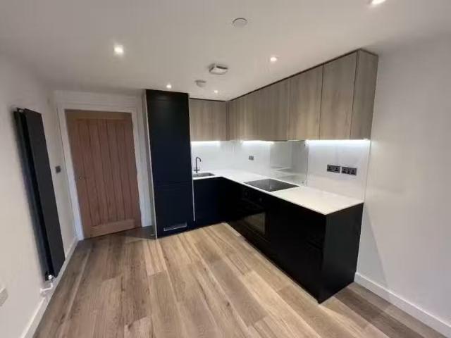 House for rent in Bagshot Green, Surrey Heath