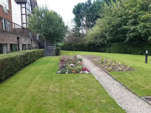 House for rent in Station Town