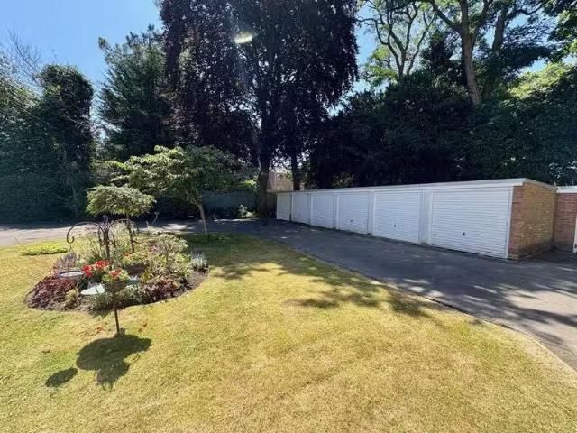 House for rent in Saxtead Little Green, Eastbridge