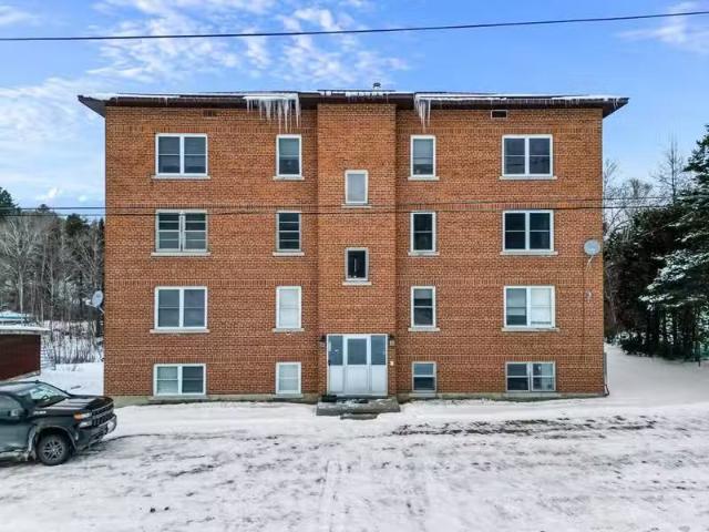 Condo for rent in Wanup, Ontario