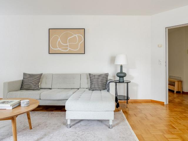 Apartment mieten in Einigen, Zürich
