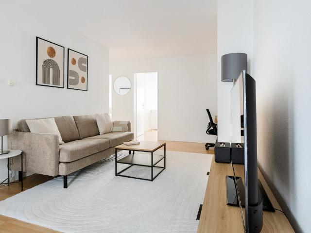Apartment mieten in Einigen, Zürich