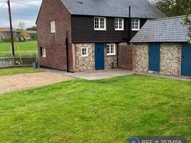 House for rent in Chelmondiston, Suffolk
