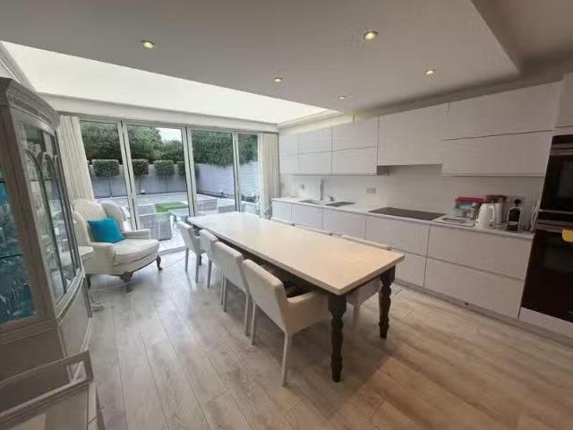 House for rent in London Borough of Croydon, Selsdon